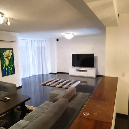 Sarajevo Sunce Villa *